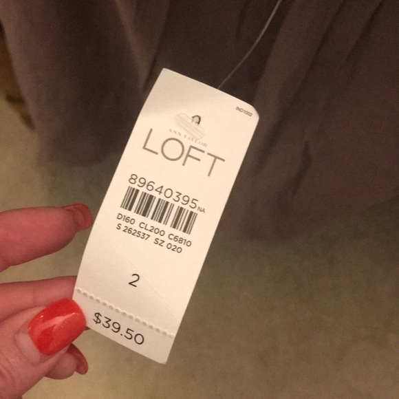 FINAL OFFER - NWT LOFT Lightweight Skirt - Picture 5 of 6